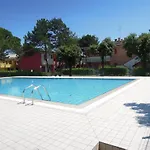 Cozy Flat With Garden-beahost Bibione