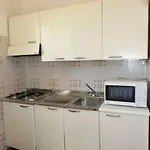 Cozy Flat With Garden-beahost Apartamento *