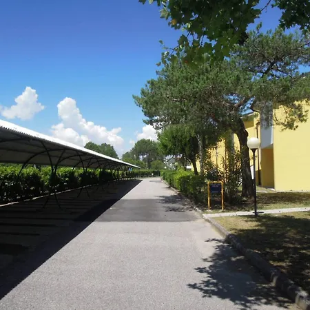 Cozy Flat With Garden-beahost شقة *