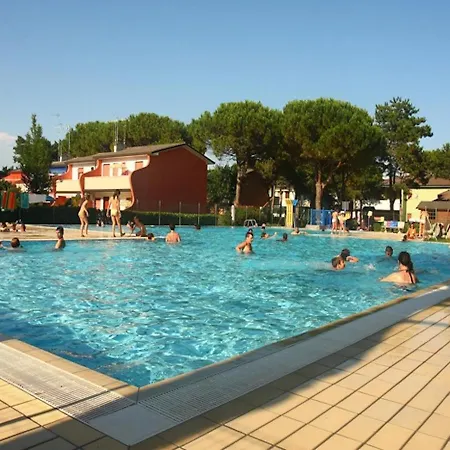 Апартаменти Cozy Flat With Pools In A Village *